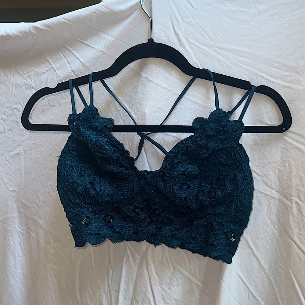 Never Worn Wishlist Navy Double Strap Scalloped Lace Bralette